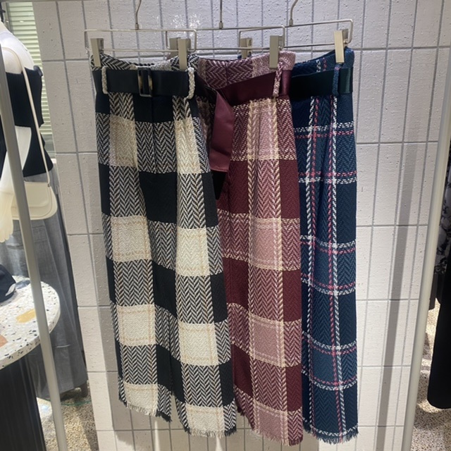 SNIDEL ベルティッドロービングチェックタイトスカート