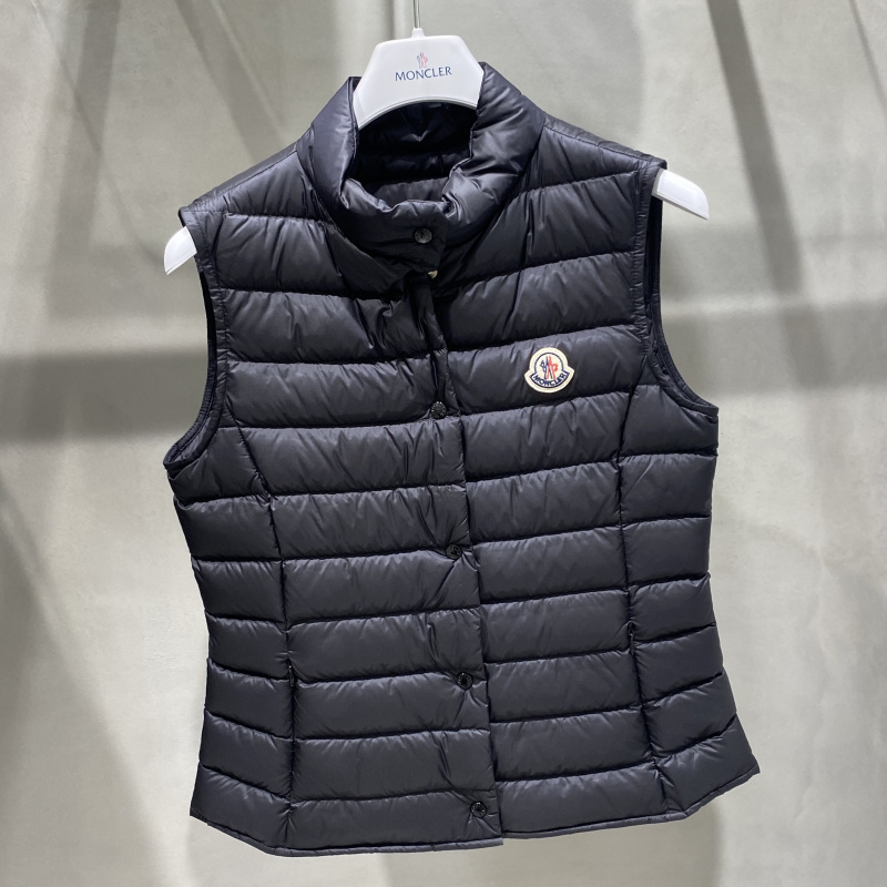 Moncler Granesベスト 関税込 ショップニュース｜EST エスト｜大阪・梅田のショッピングモール