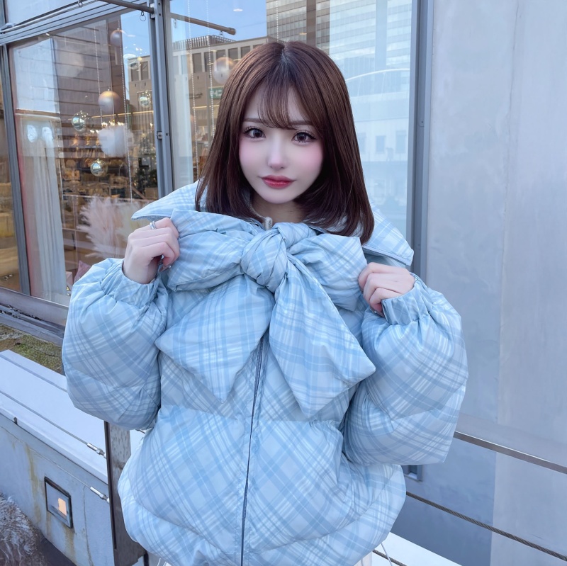 リボン付きベージュスウェットジャケット ショップニュース｜EST エスト｜大阪・梅田のショッピングモール