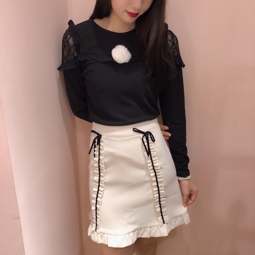 商品情報 肩レースポンポントップス Est エスト 大阪 梅田のショッピングモール