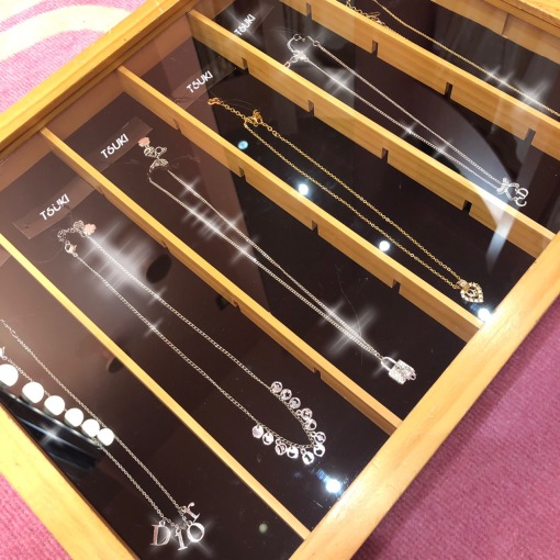 商品情報 Diorネックレス Est エスト 大阪 梅田のショッピングモール